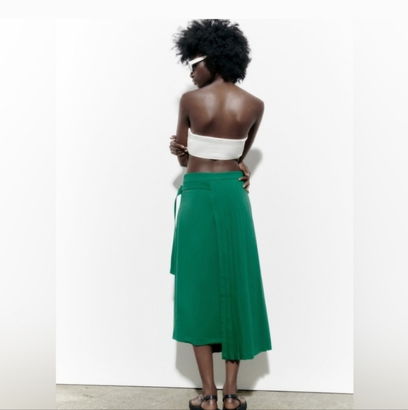 Zara belted pleated Skirt - Picture 4 of 8